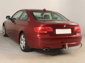 BMW 3 - 2010