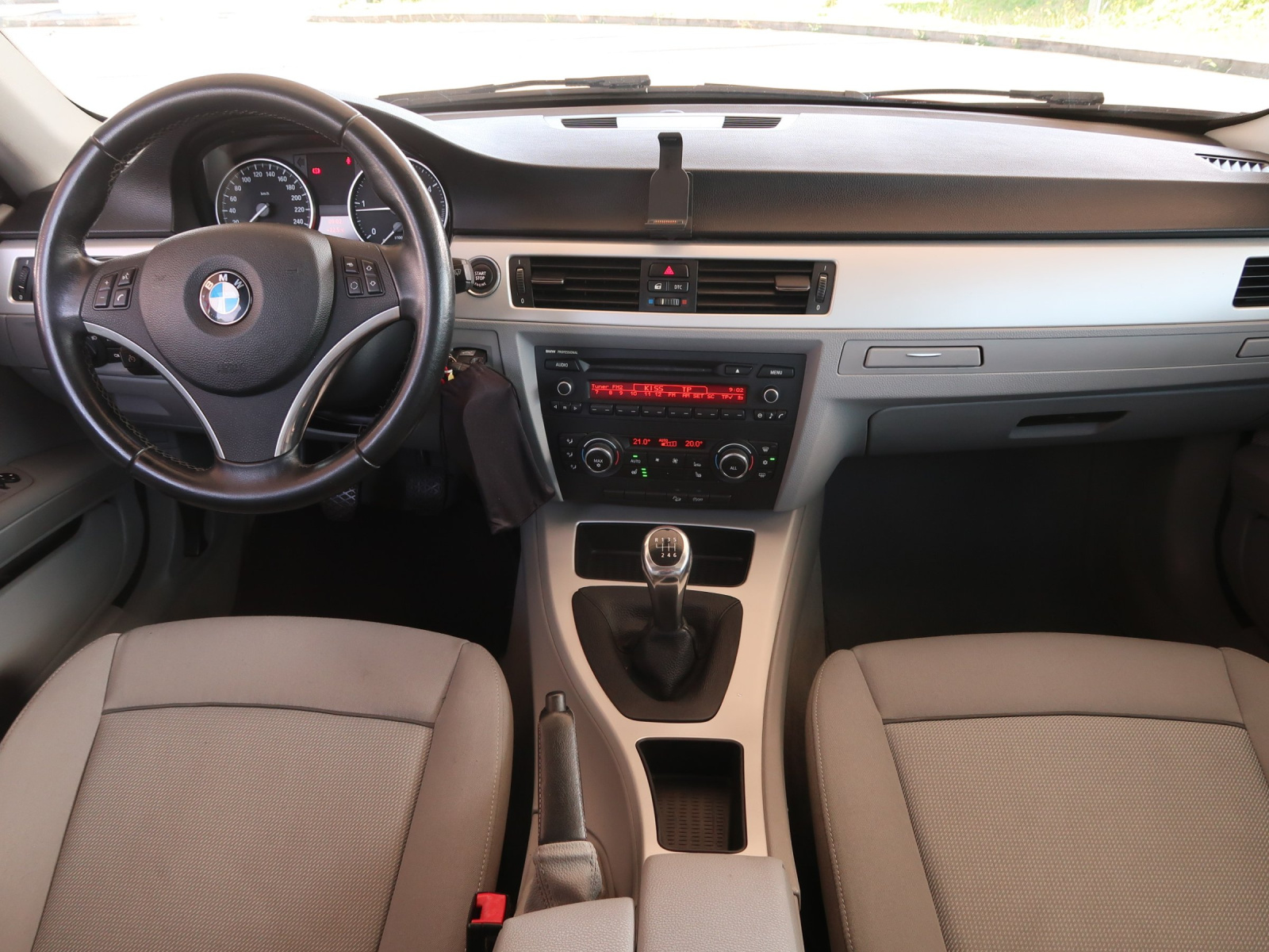 BMW 320 d xDrive, 2010, 320 d xDrive, 135kW, 4x4