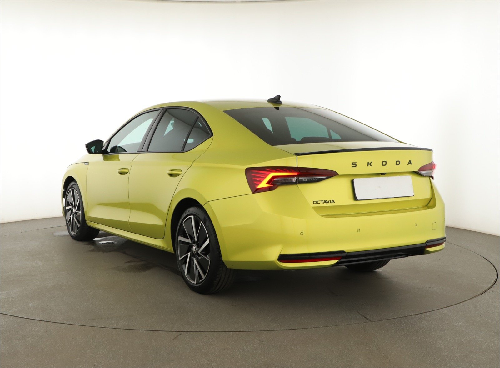 Škoda Octavia - 2024