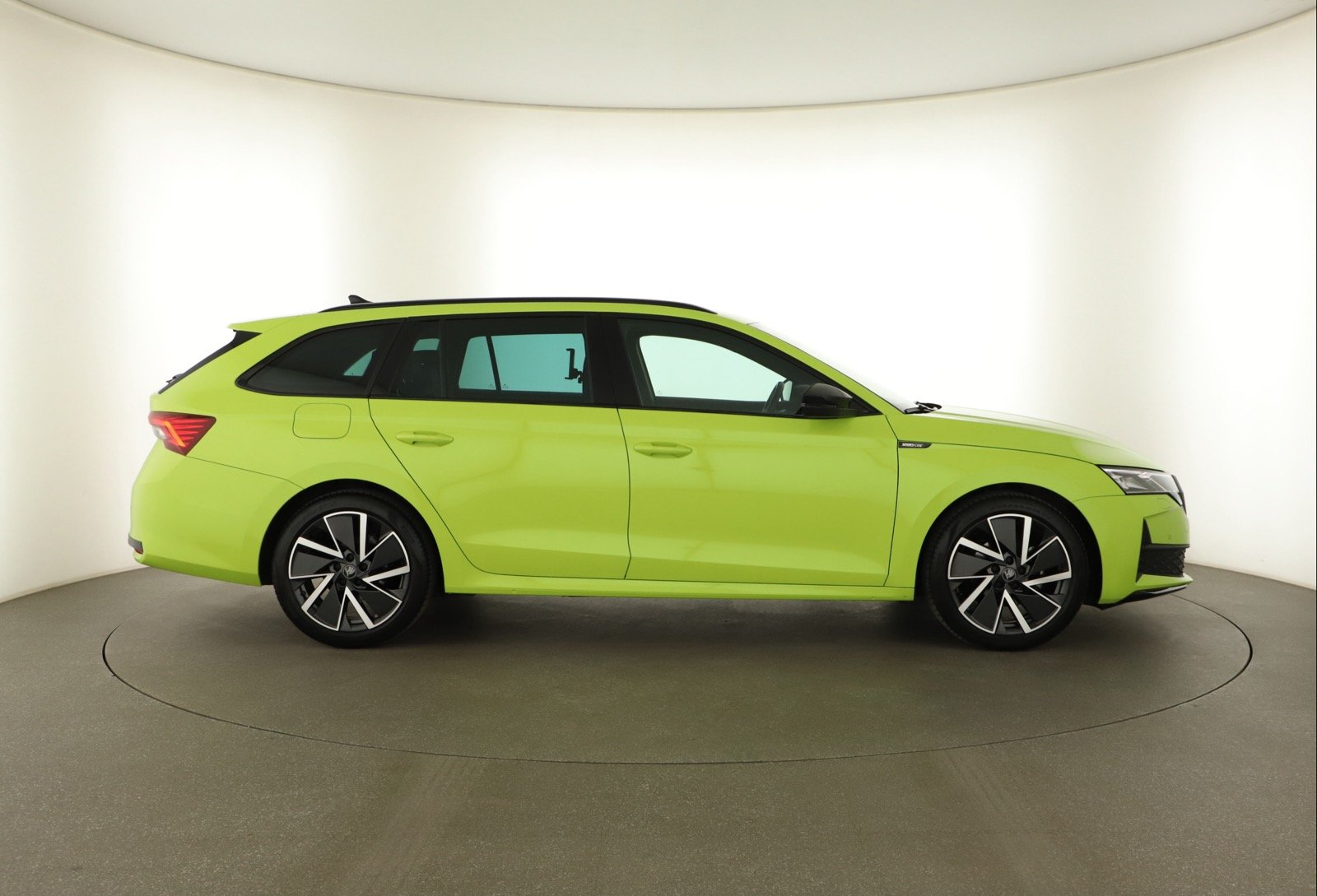 Škoda Octavia - 2025