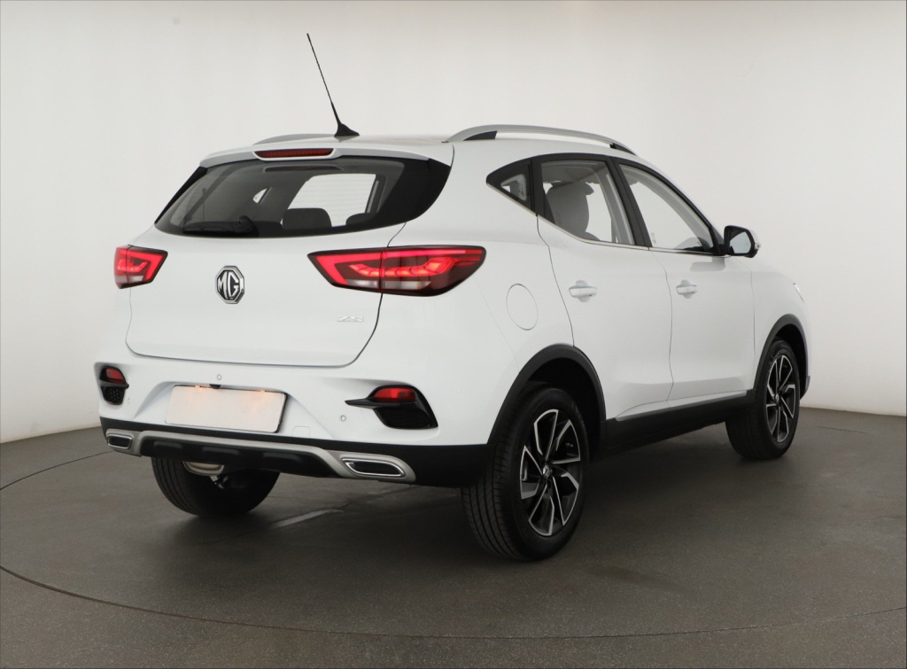 MG ZS SUV