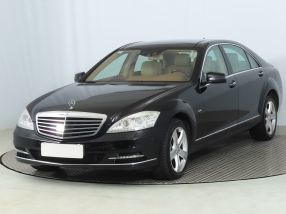 Mercedes-Benz S - 2012