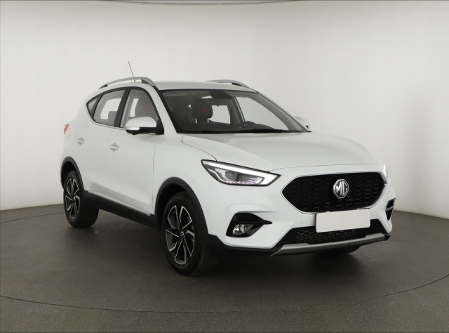 MG ZS SUV 2024