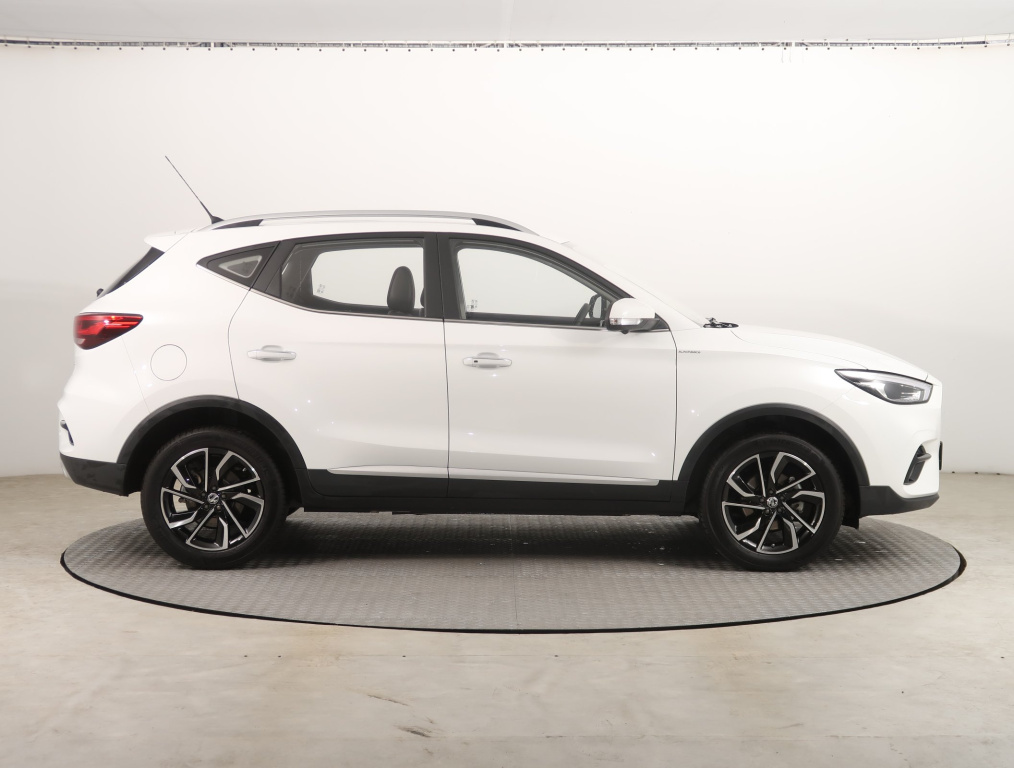 MG ZS SUV