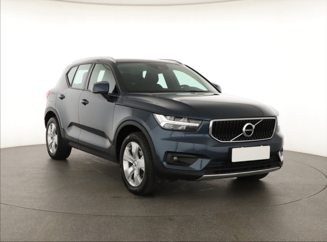 Volvo XC40 2021