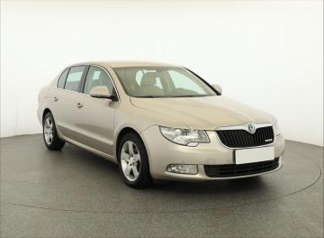 Škoda Superb, 2011