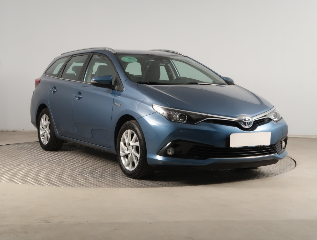 Toyota Auris, 2017, Hybrid, 100kW