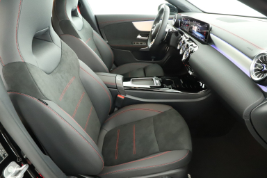 Mercedes-Benz CLA - 2024