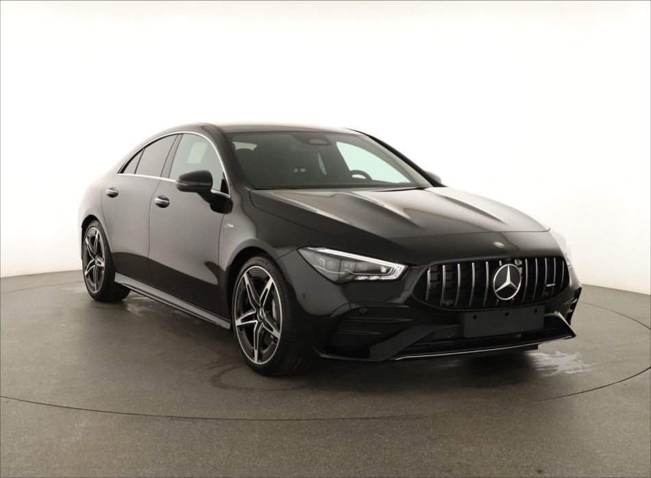 Mercedes-Benz CLA - 2024