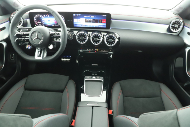 Mercedes-Benz CLA - 2024