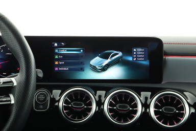 Mercedes-Benz CLA - 2024