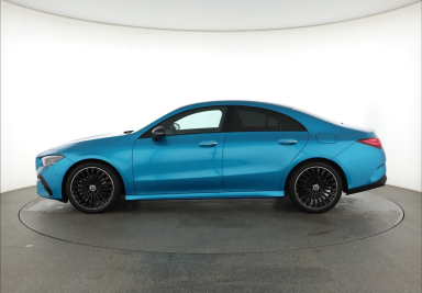 Mercedes-Benz CLA - 2024
