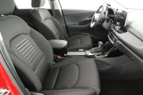 Hyundai i30 - 2024