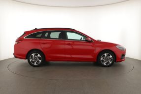 Hyundai i30 - 2024