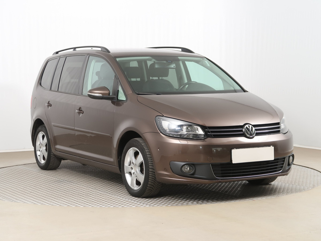 Volkswagen Touran, 2014, 1.6 TDI, 77kW