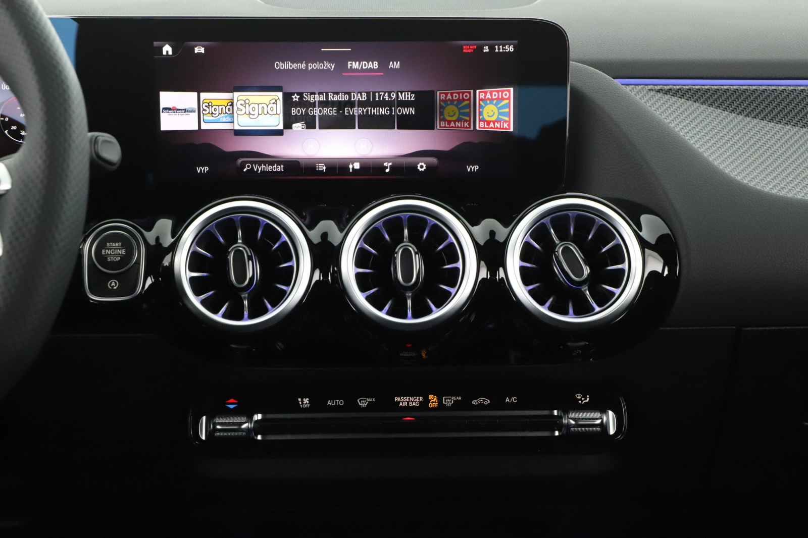 Mercedes-Benz GLA - 2024