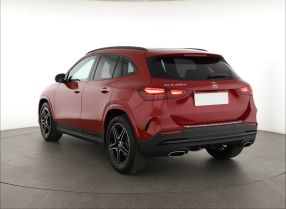 Mercedes-Benz GLA - 2024