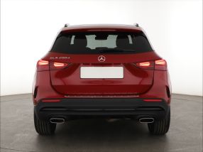 Mercedes-Benz GLA - 2024