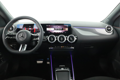 Mercedes-Benz GLA - 2024