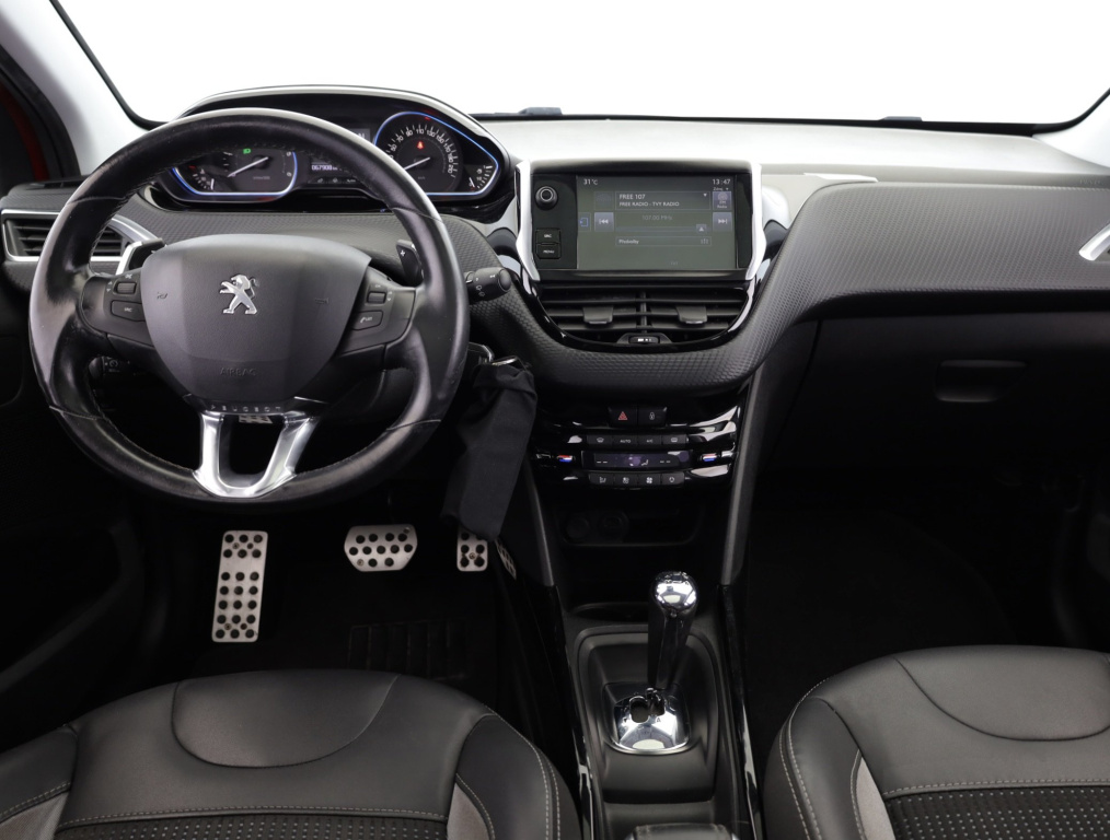 Peugeot 2008, 2017, 1.6 BlueHDi, 73kW