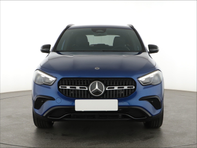 Mercedes-Benz GLA - 2024