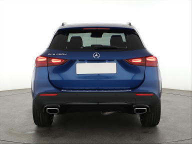 Mercedes-Benz GLA - 2024