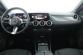 Mercedes-Benz GLA - 2024