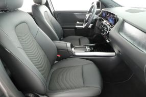Mercedes-Benz GLA - 2024
