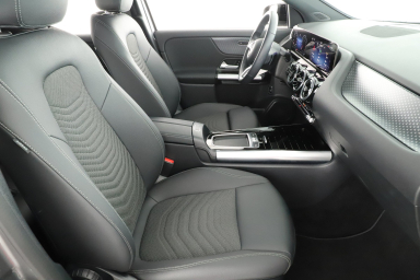 Mercedes-Benz GLA - 2024