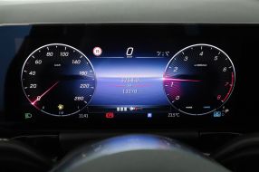 Mercedes-Benz GLA - 2024