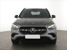 Mercedes-Benz GLA - 2024