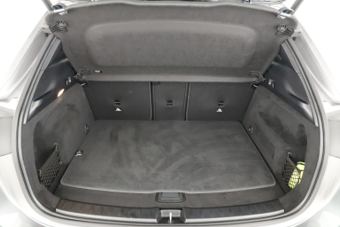 Mercedes-Benz GLA - 2024