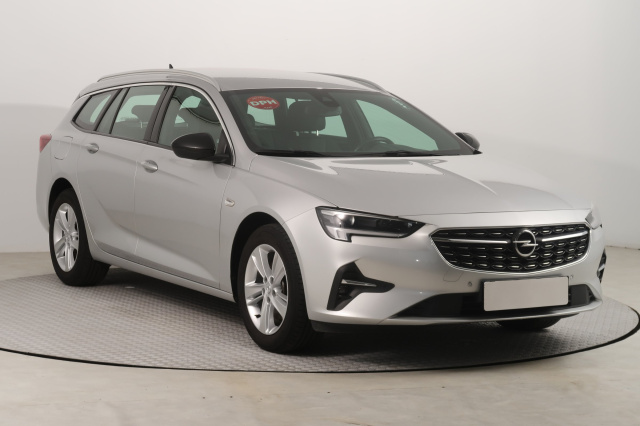 Opel Insignia 2021