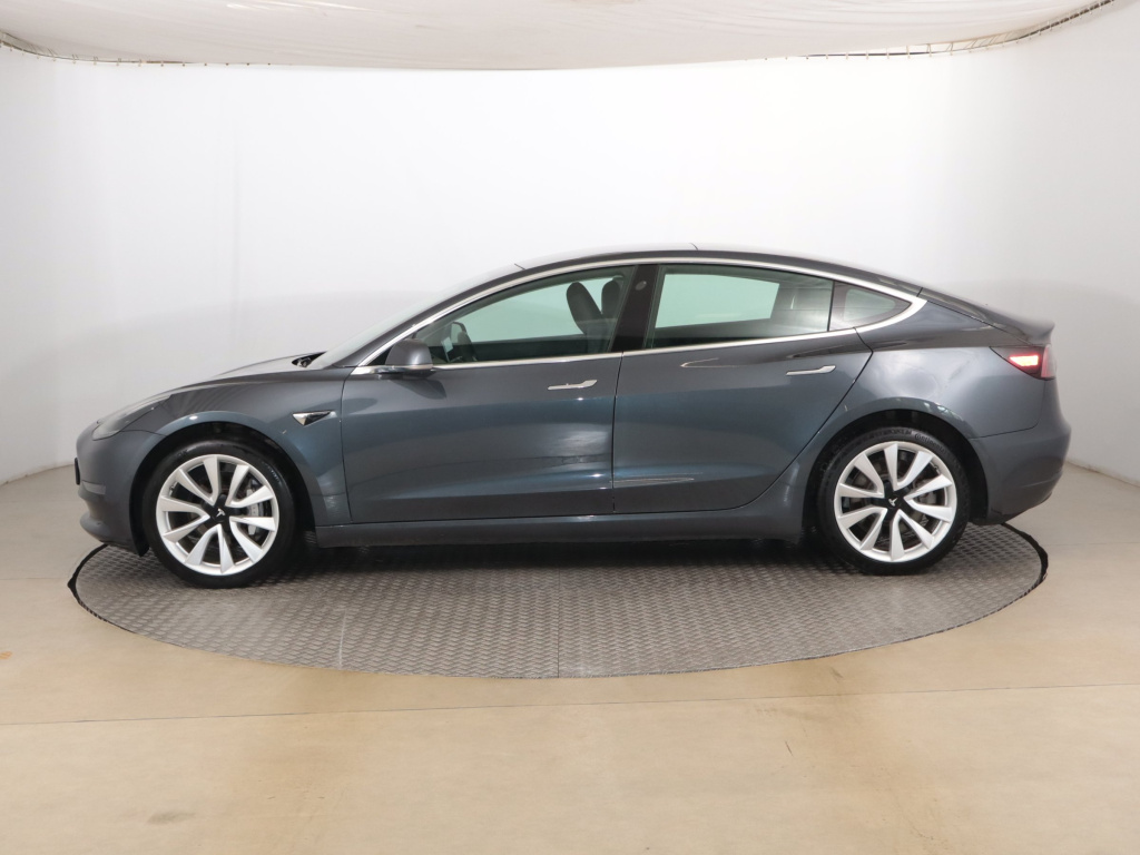 Tesla Model 3 2019 Std Range Plus 49kWh 95982km Sedan