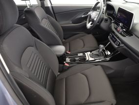 Hyundai i30 - 2025