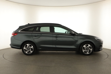 Hyundai i30 - 2024