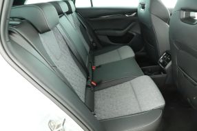 Škoda Octavia - 2025