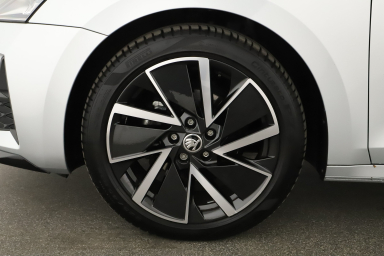 Škoda Octavia - 2024