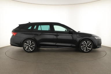 Škoda Octavia - 2025
