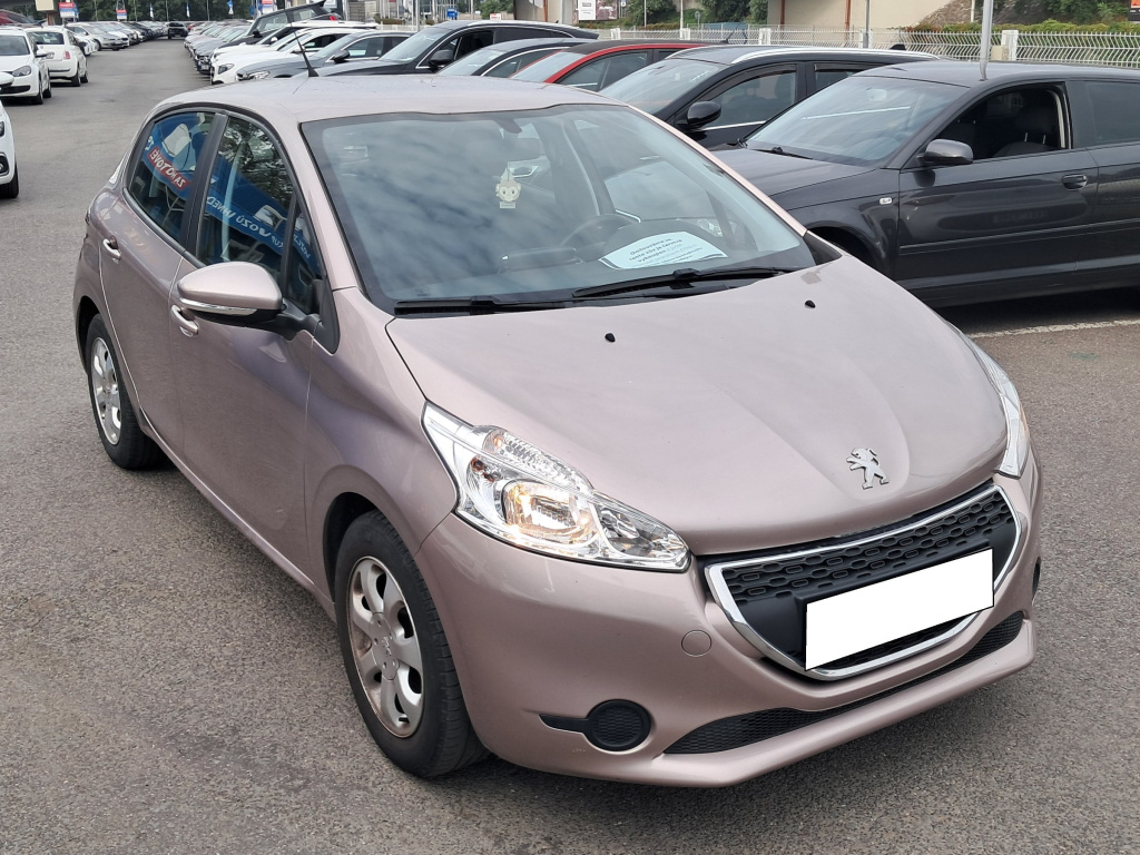 Peugeot 208, 2014, 1.0 VTi, 50kW