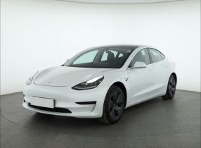 Tesla Model 3 - 2020