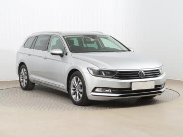 Volkswagen Passat, 2015