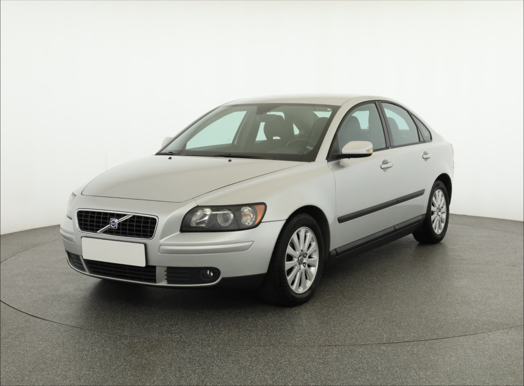 Volvo S40