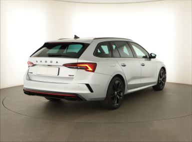 Škoda Octavia - 2025