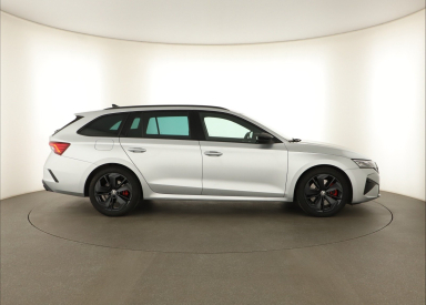 Škoda Octavia - 2025