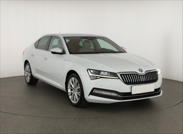 Škoda Superb 2021