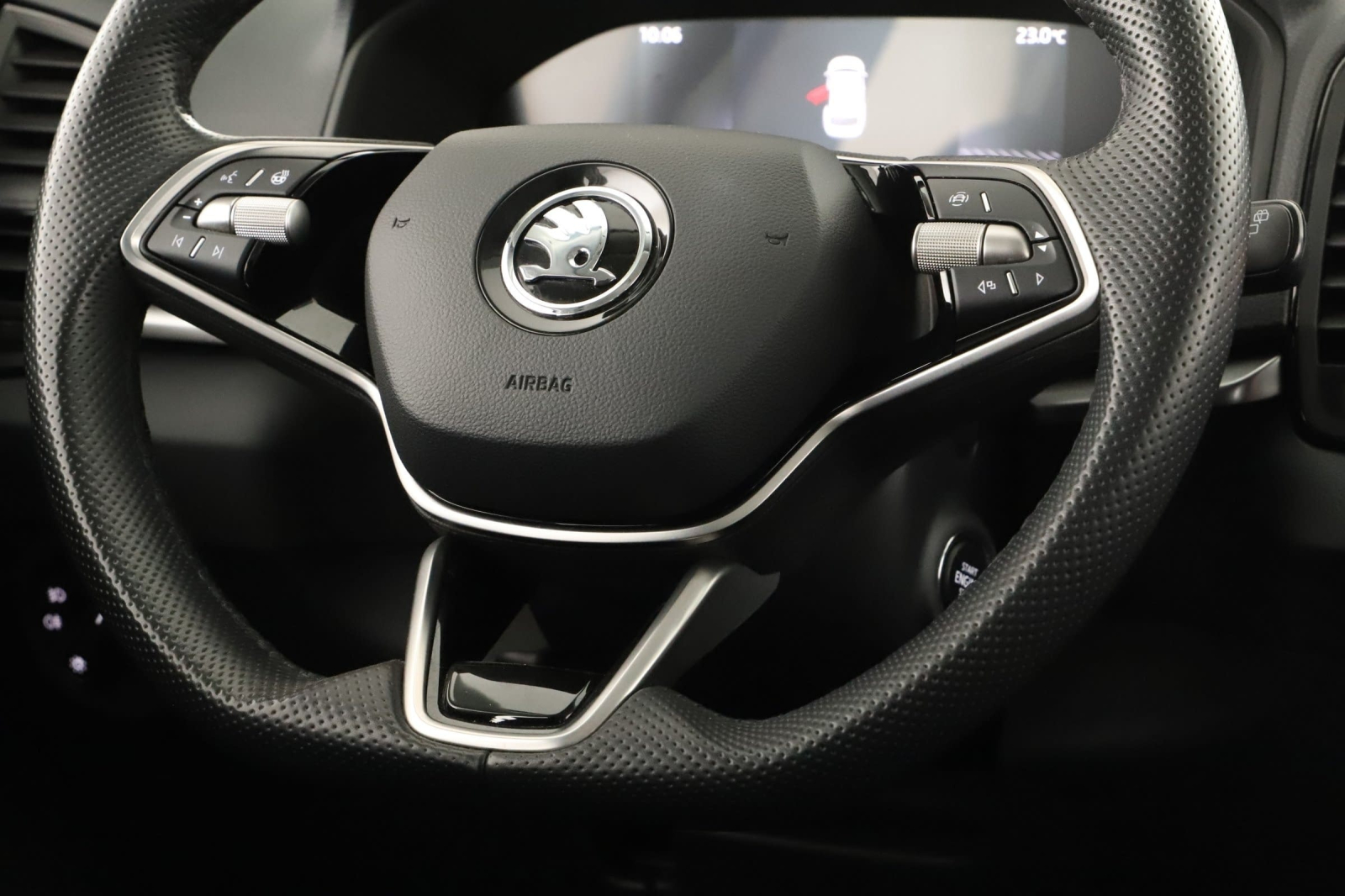 Škoda Karoq - 2025