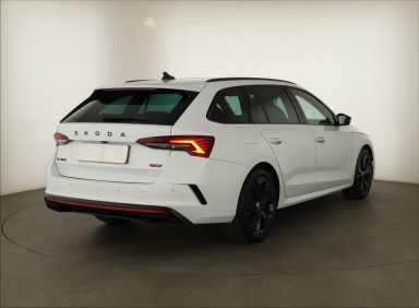 Škoda Octavia - 2025