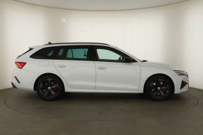 Škoda Octavia - 2025