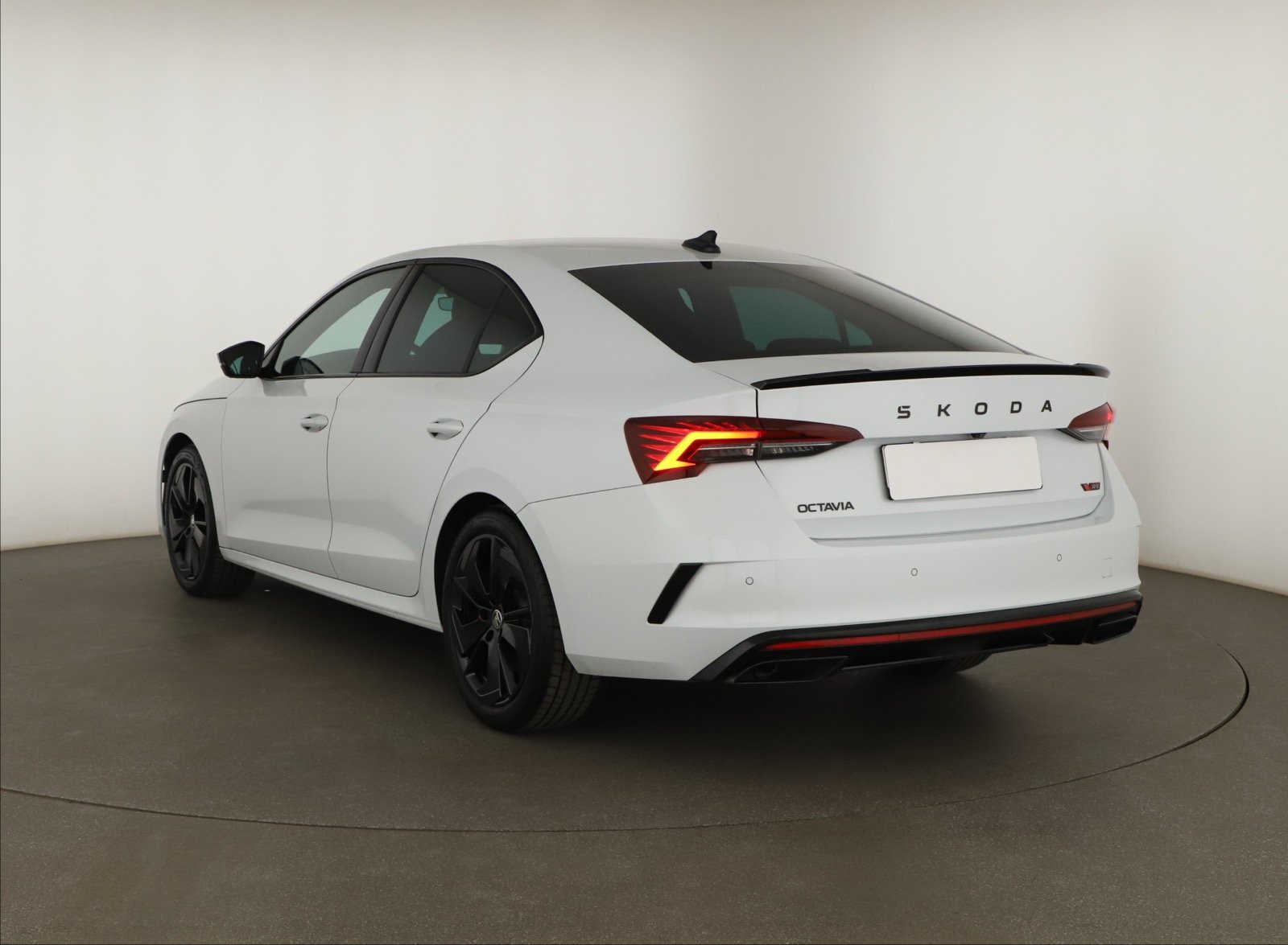 Škoda Octavia - 2024
